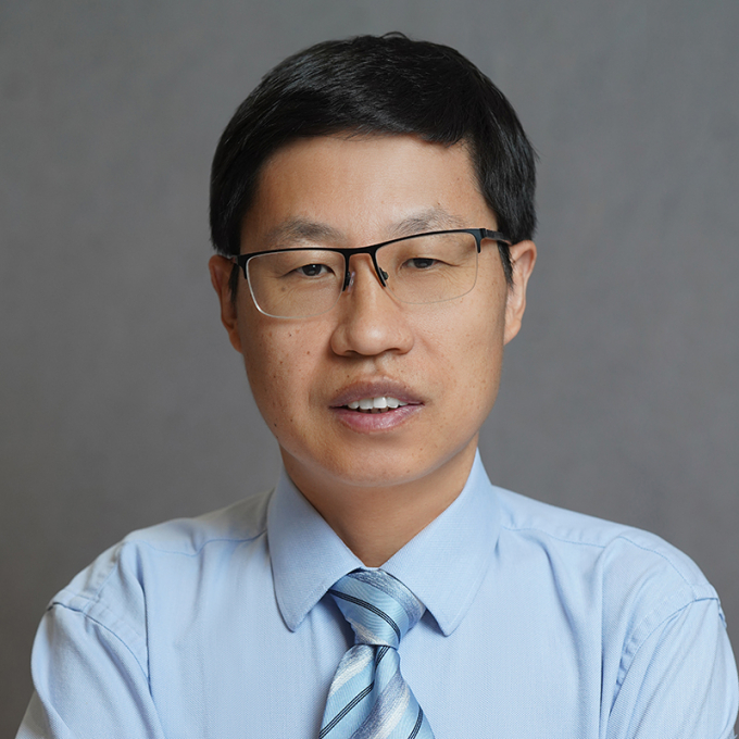 Headshot of Lei Liu