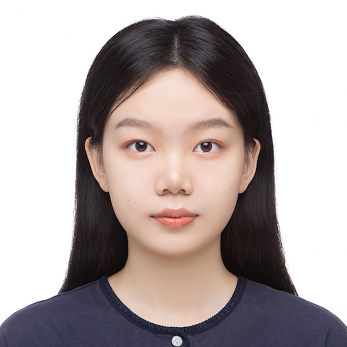 Headshot of Chongwen Yu