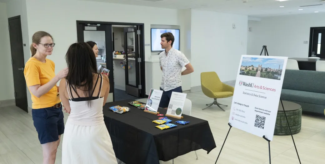 Joe Guinness and Abigail Jager talk to undergraduate students 