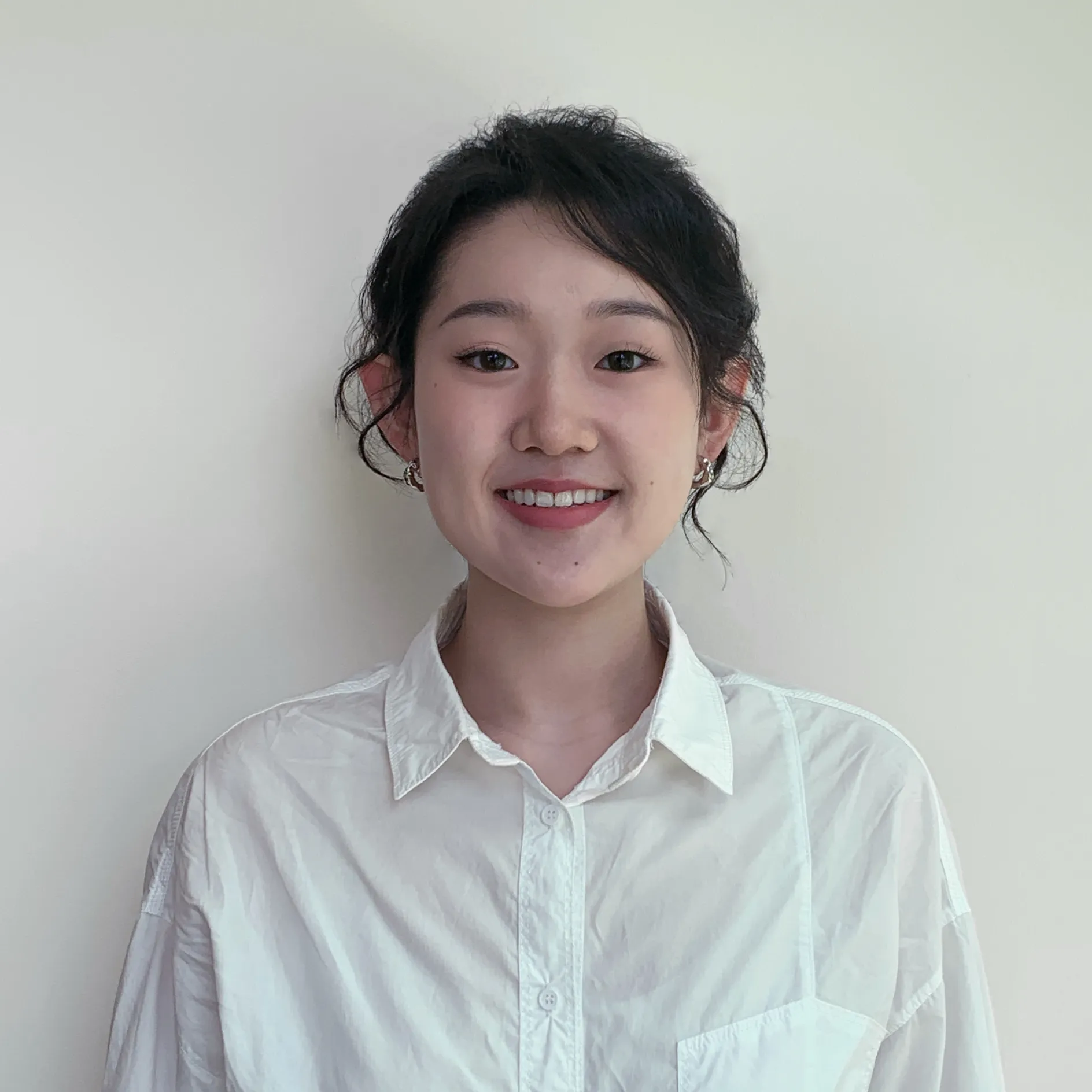 Hangcen Zou Headshot