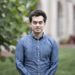 Robert Lunde Headshot