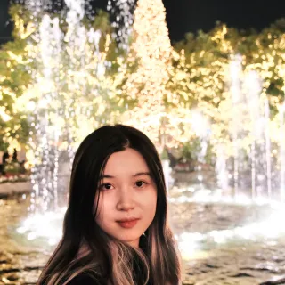 Shiyu Hannah Jiang Headshot